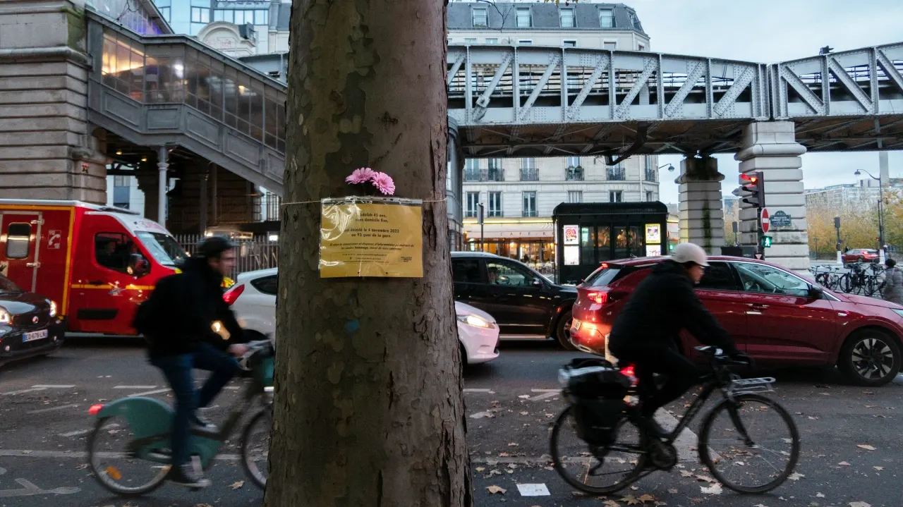 La rue compte ses morts