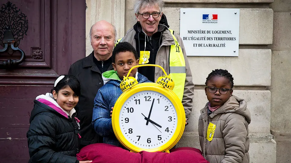 Hommage à Jacques Gaillot, Évêque des « Sans »