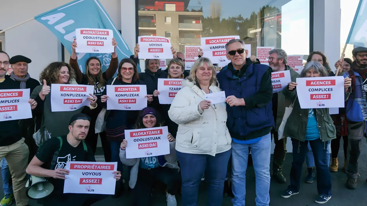 Occupation d'une agence immobilière !